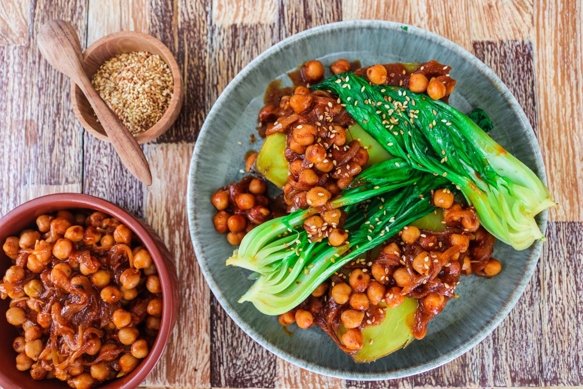 Pak Choi mit Kartoffel und orientalischer Kichererbse - Einfach Vegan